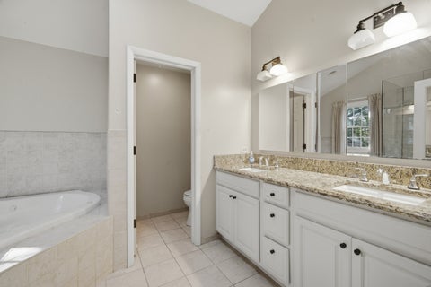 Tiny photo for 23 W Suffield Drive, Arlington Heights, IL 60004 (MLS # 12795872)