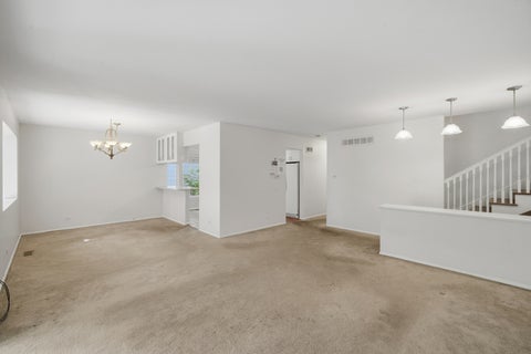 Tiny photo for 23 W Suffield Drive, Arlington Heights, IL 60004 (MLS # 12795872)