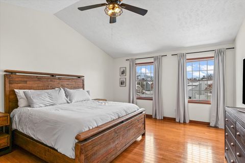 Tiny photo for 3 Earls Court, Bloomington, IL 61704 (MLS # 12523678)