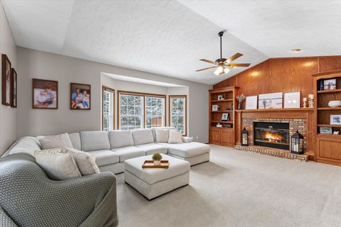 Tiny photo for 3 Earls Court, Bloomington, IL 61704 (MLS # 12523678)