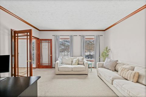 Tiny photo for 3 Earls Court, Bloomington, IL 61704 (MLS # 12523678)