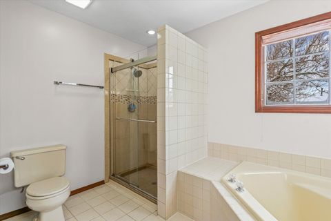 Tiny photo for 3 Earls Court, Bloomington, IL 61704 (MLS # 12523678)