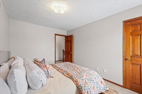 Tiny photo for 3 Earls Court, Bloomington, IL 61704 (MLS # 12523678)