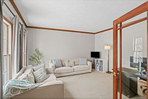 Tiny photo for 3 Earls Court, Bloomington, IL 61704 (MLS # 12523678)