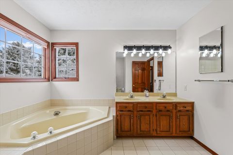 Tiny photo for 3 Earls Court, Bloomington, IL 61704 (MLS # 12523678)