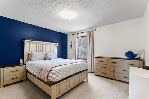 Tiny photo for 3 Earls Court, Bloomington, IL 61704 (MLS # 12523678)