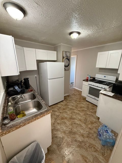 Tiny photo for 625 S Gordon Avenue, Kankakee, IL 60901 (MLS # 12513980)