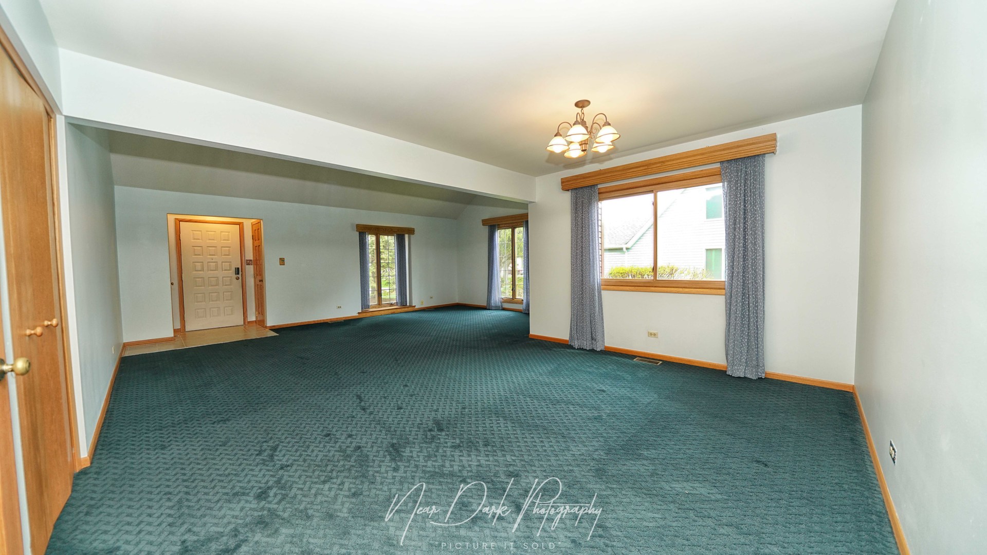 17271 W Huntington Circle