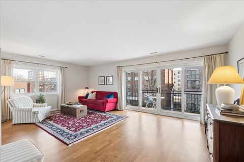 Tiny photo for 215 Marengo Avenue #3A, Forest Park, IL 60130 (MLS # 12604542)