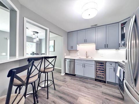 Tiny photo for 730 Hamilton Circle, Schaumburg, IL 60194 (MLS # 12538913)