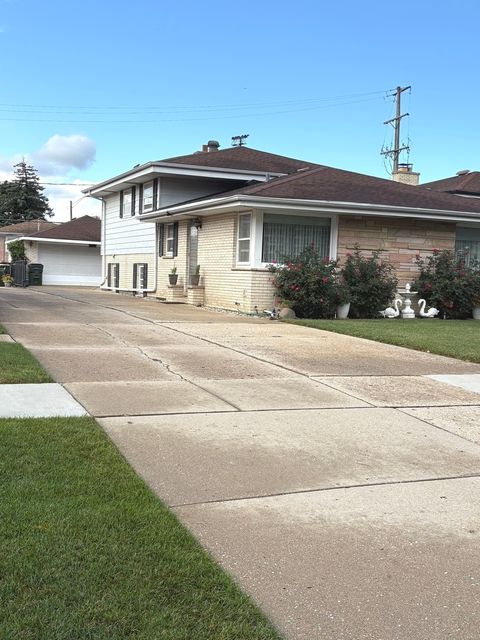 8556 N Oriole Avenue Niles IL 60714