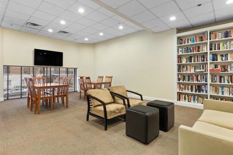 Tiny photo for Chicago, IL 60611 (MLS # 12517187)