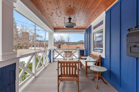 Tiny photo for 205 W Cook Avenue, Libertyville, IL 60048 (MLS # 12514777)