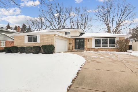 521 E Balsam Lane Palatine IL 60074