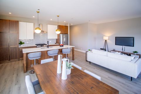 Tiny photo for 4704 S St Lawrence Avenue #4W, Chicago, IL 60615 (MLS # 12445314)