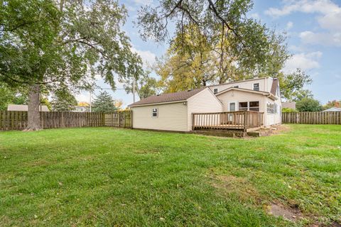 Tiny photo for 64 Macarthur Drive, Northlake, IL 60164 (MLS # 12501818)