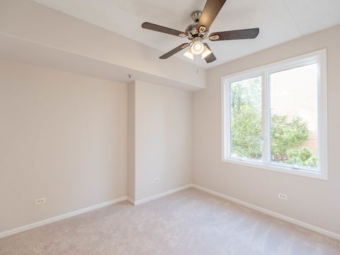 Tiny photo for 1715 Pavilion Way #205, Park Ridge, IL 60068 (MLS # 12486520)