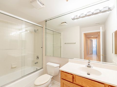 Tiny photo for 1715 Pavilion Way #205, Park Ridge, IL 60068 (MLS # 12486520)