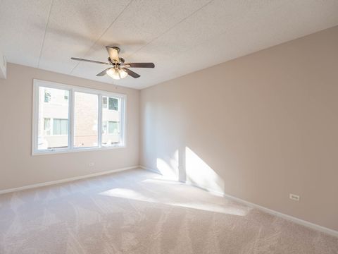Tiny photo for 1715 Pavilion Way #205, Park Ridge, IL 60068 (MLS # 12486520)