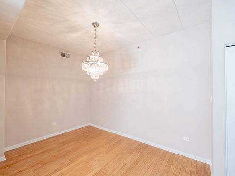 Tiny photo for 1715 Pavilion Way #205, Park Ridge, IL 60068 (MLS # 12486520)