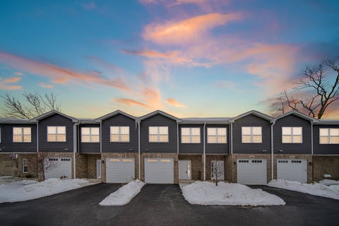 Tiny photo for 5410 135th Street, Crestwood, IL 60418 (MLS # 12572941)