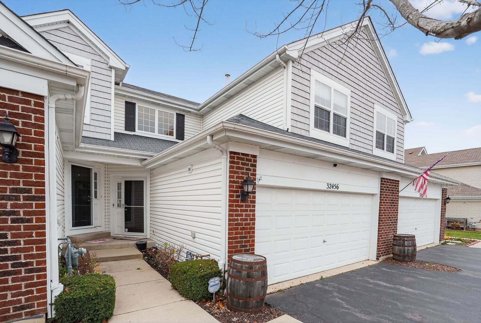 32456 N Mackinac Lane