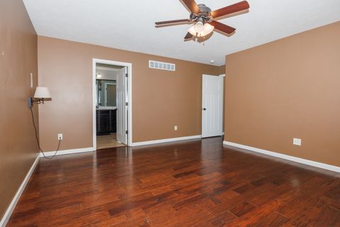 Tiny photo for 1517 Kell Avenue, Bloomington, IL 61705 (MLS # 12555569)