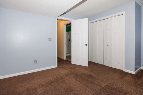 Tiny photo for 1517 Kell Avenue, Bloomington, IL 61705 (MLS # 12555569)