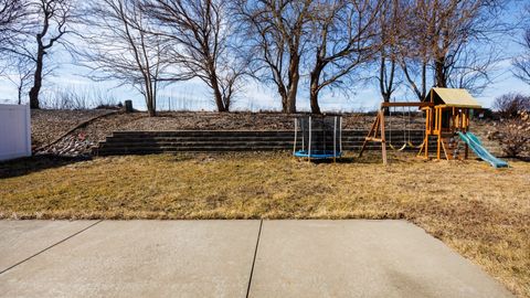 Tiny photo for 1517 Kell Avenue, Bloomington, IL 61705 (MLS # 12555569)