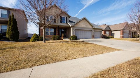 Tiny photo for 1517 Kell Avenue, Bloomington, IL 61705 (MLS # 12555569)