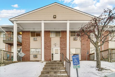 Photo of 680 Marilyn Avenue #110, Glendale Heights, IL 60139 (MLS # 12553695)