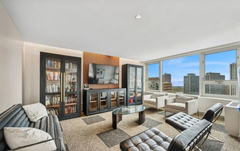 Tiny photo for 2728 N Hampden Court #605, Chicago, IL 60614 (MLS # 12545498)