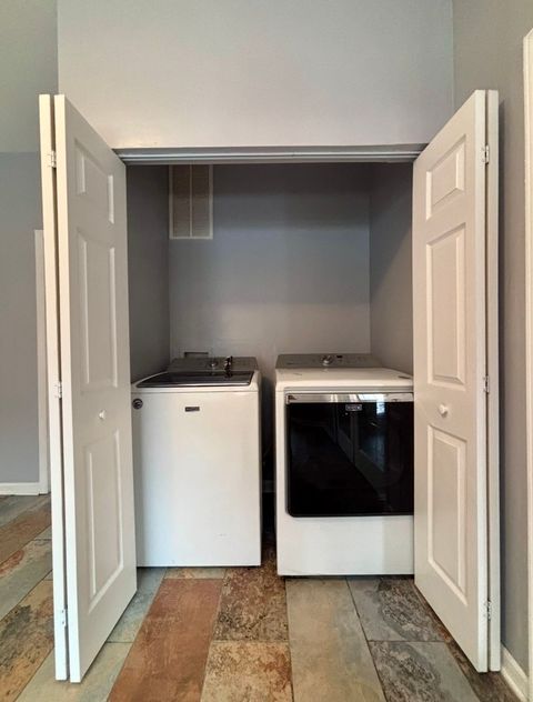 Tiny photo for 1151 E 46th Street, Chicago, IL 60653 (MLS # 12565360)