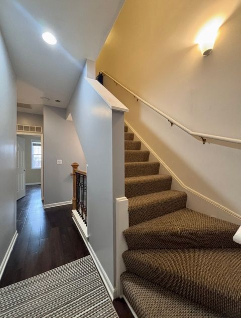 Tiny photo for 1151 E 46th Street, Chicago, IL 60653 (MLS # 12565360)