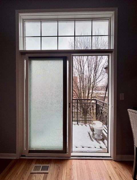 Tiny photo for 1151 E 46th Street, Chicago, IL 60653 (MLS # 12565360)