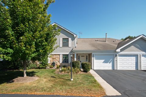 Tiny photo for 373 Southbury Court #D-1, Schaumburg, IL 60193 (MLS # 12482467)