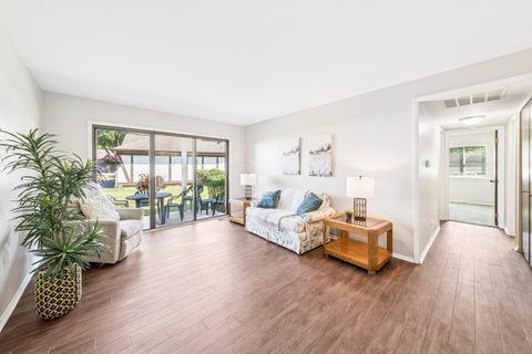 Tiny photo for 373 Southbury Court #D-1, Schaumburg, IL 60193 (MLS # 12482467)