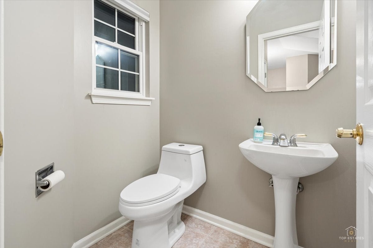 126 Bay Drive 126
