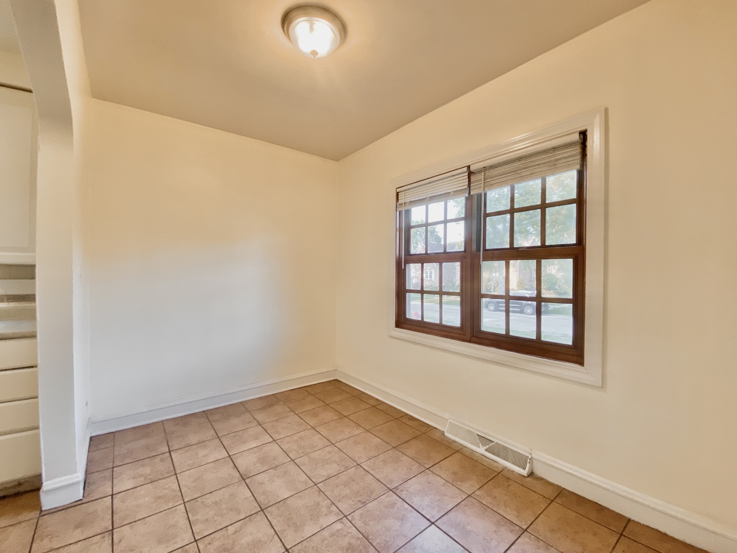 18034 Ridgewood Avenue