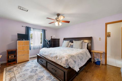 Tiny photo for 100 Des Plaines Lane, Hoffman Estates, IL 60169 (MLS # 12506484)