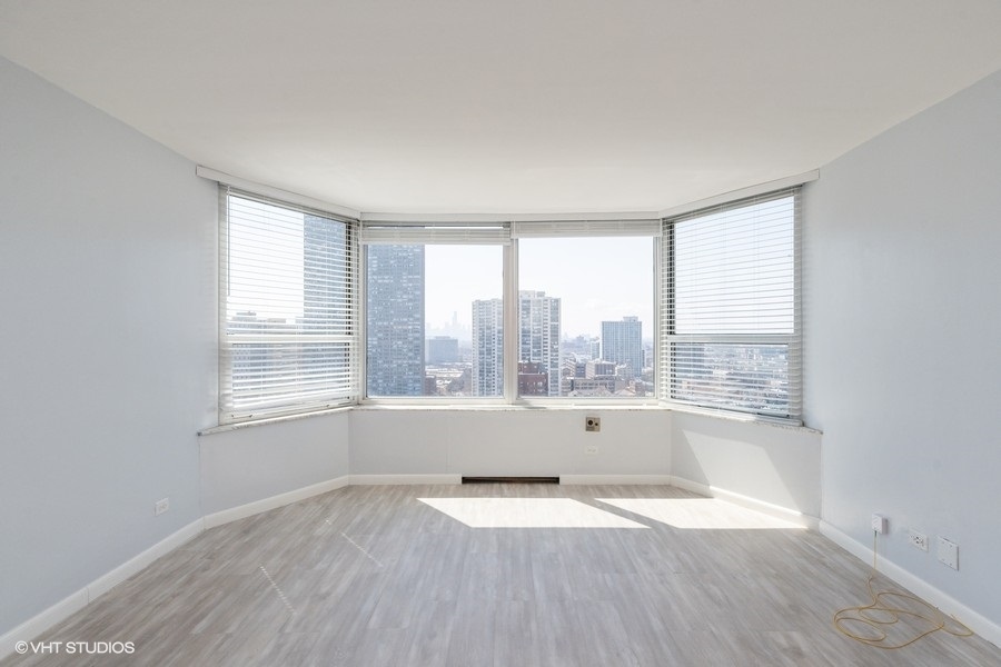 720 W Gordon Terrace 22R