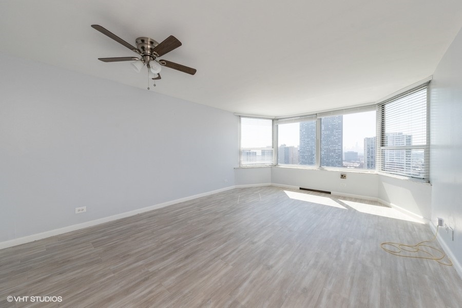 720 W Gordon Terrace 22R