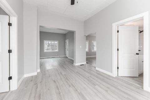 Tiny photo for 1006 N Morris Avenue, Bloomington, IL 61701 (MLS # 12544185)