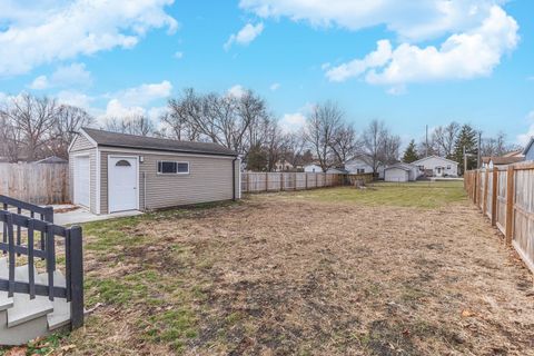 Tiny photo for 1006 N Morris Avenue, Bloomington, IL 61701 (MLS # 12544185)