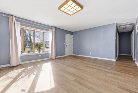 Tiny photo for 8045 NORTHWAY Drive, Hanover Park, IL 60133 (MLS # 12629600)