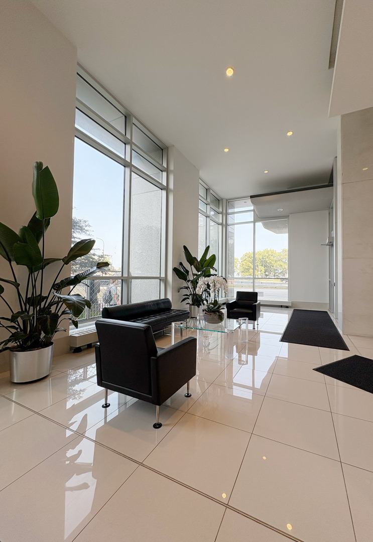 1550 N Lake Shore Drive 9D