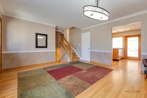 Tiny photo for 996 N Apple Tree Court, Palatine, IL 60067 (MLS # 12582836)