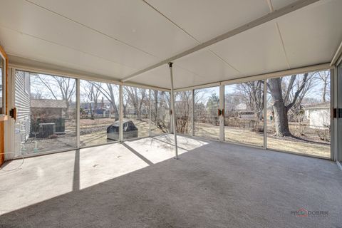 Tiny photo for 996 N Apple Tree Court, Palatine, IL 60067 (MLS # 12582836)