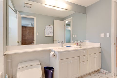 Tiny photo for 996 N Apple Tree Court, Palatine, IL 60067 (MLS # 12582836)