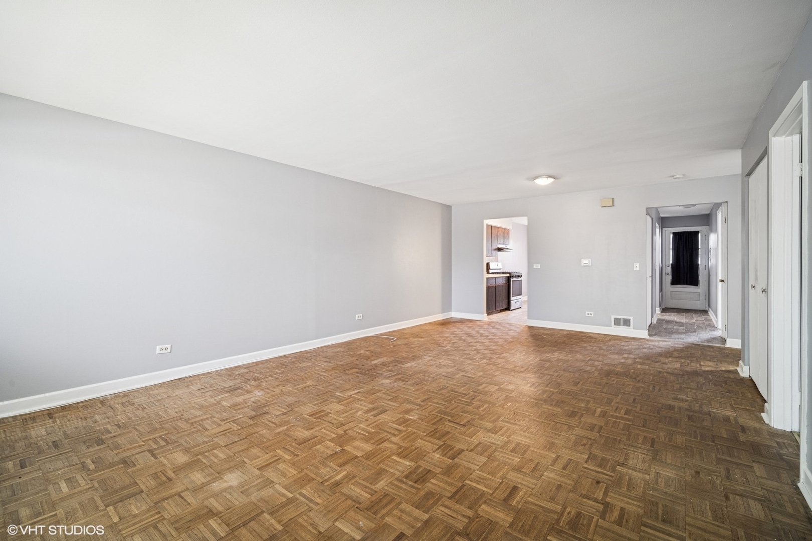 633 Dulles Road B